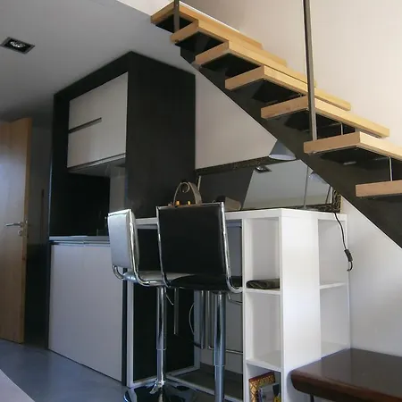 U Palazzinu Lejlighed *